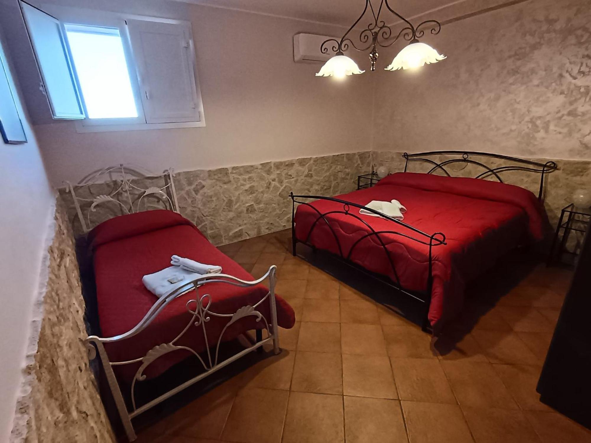 Abbentu Apartment Zafferana Etnea Bagian luar foto