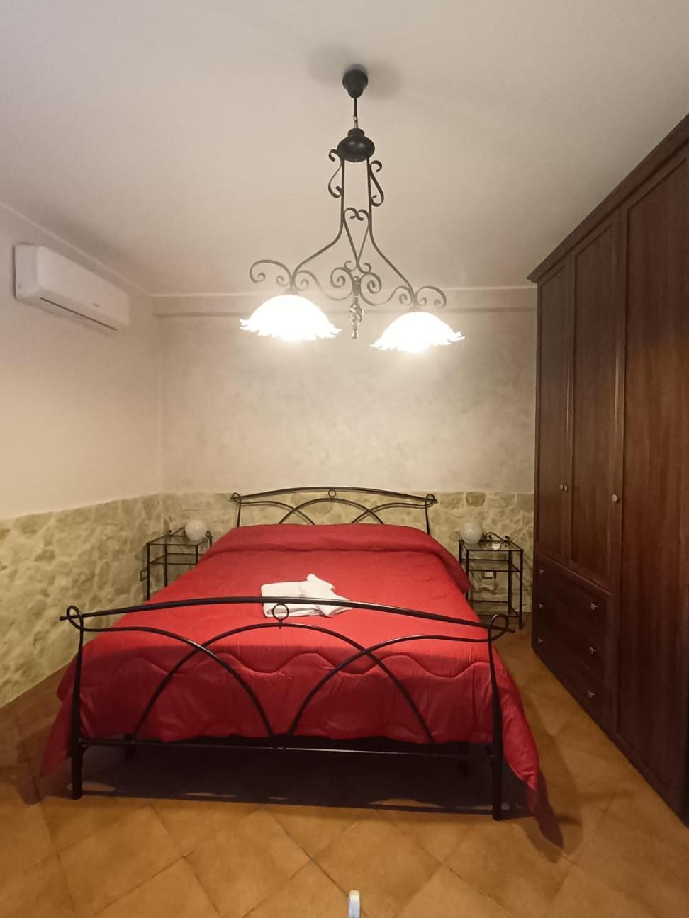 Abbentu Apartment Zafferana Etnea Bagian luar foto